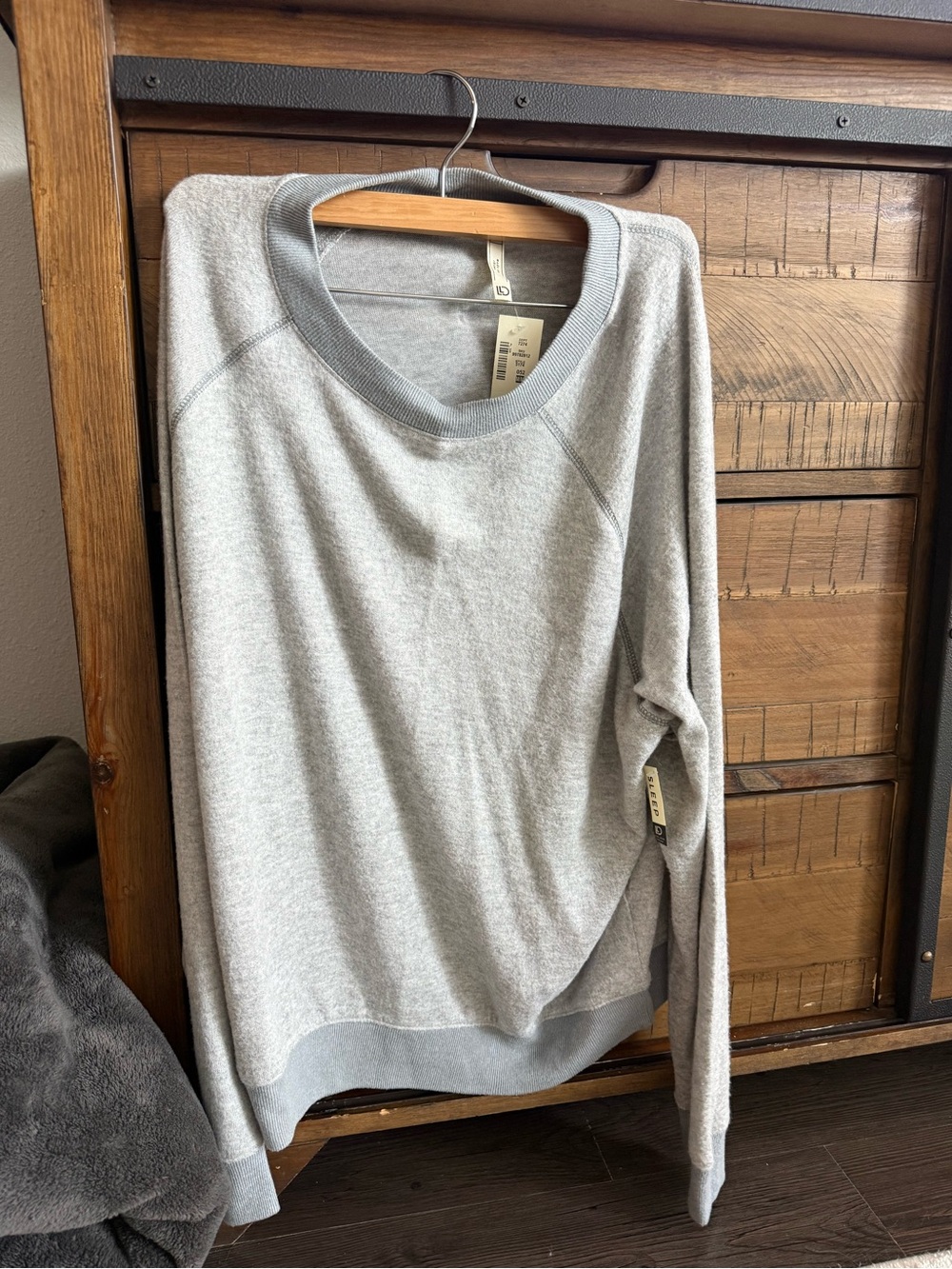 Women’s Light Gray Crewneck Sweater - Casual Cozy Layer
